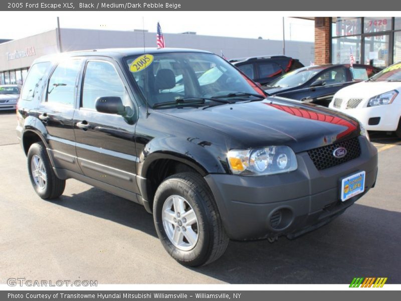 Black / Medium/Dark Pebble Beige 2005 Ford Escape XLS