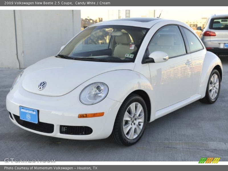 Candy White / Cream 2009 Volkswagen New Beetle 2.5 Coupe