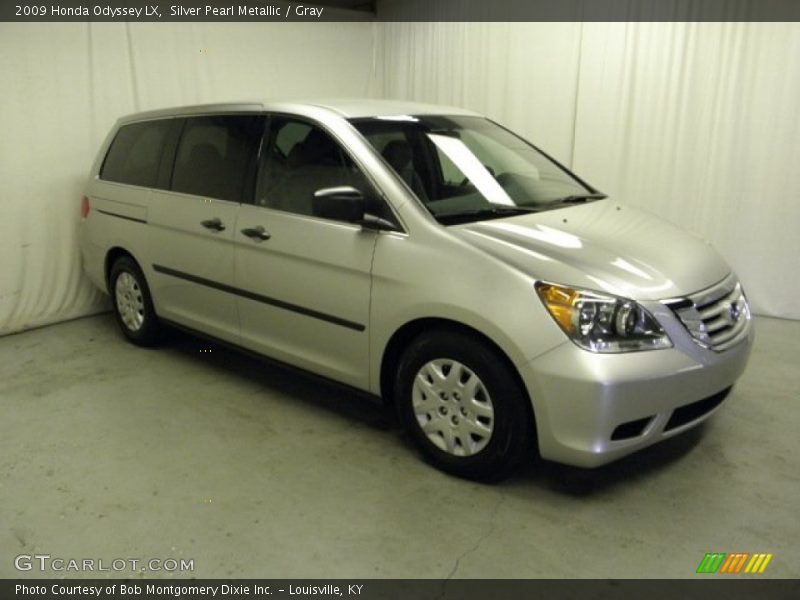 Silver Pearl Metallic / Gray 2009 Honda Odyssey LX