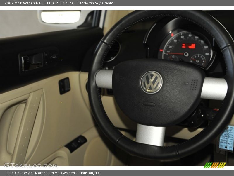 Candy White / Cream 2009 Volkswagen New Beetle 2.5 Coupe