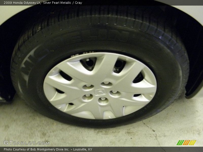 Silver Pearl Metallic / Gray 2009 Honda Odyssey LX