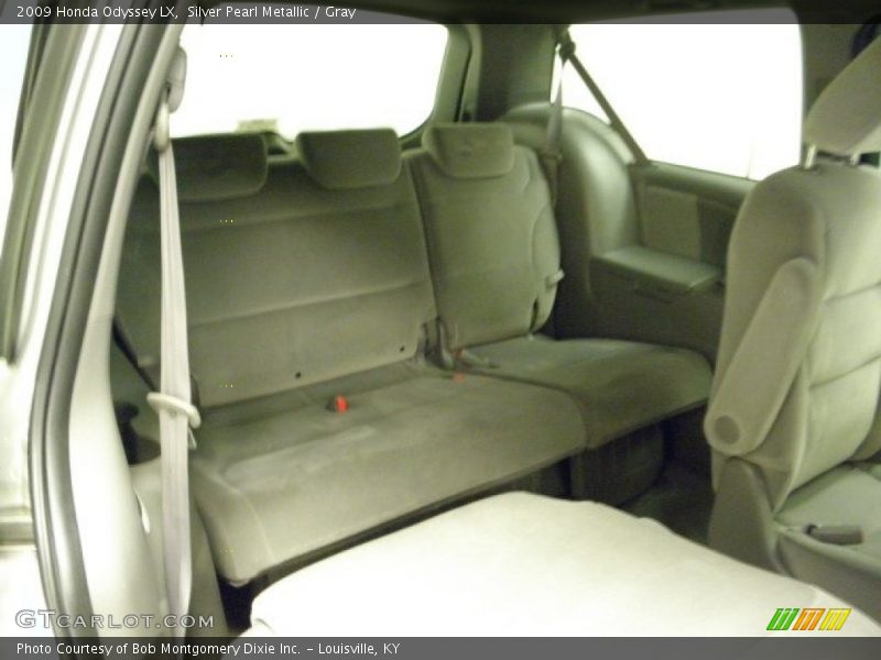 Silver Pearl Metallic / Gray 2009 Honda Odyssey LX