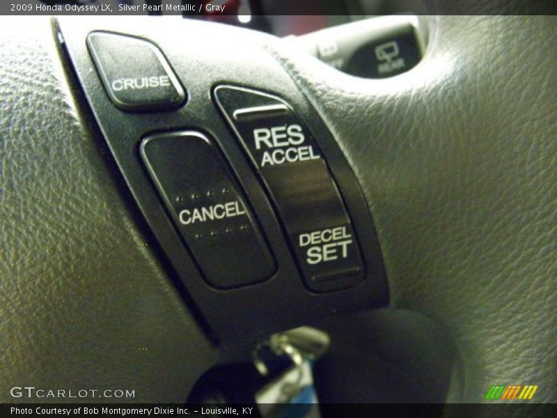 Silver Pearl Metallic / Gray 2009 Honda Odyssey LX