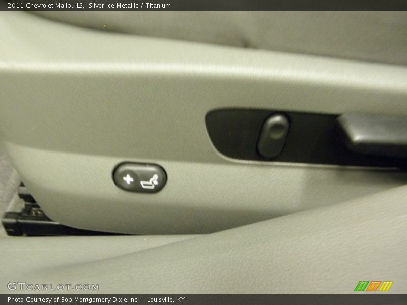 Silver Ice Metallic / Titanium 2011 Chevrolet Malibu LS