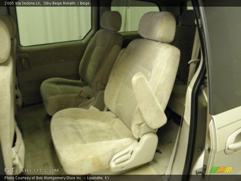 Silky Beige Metallic / Beige 2005 Kia Sedona LX