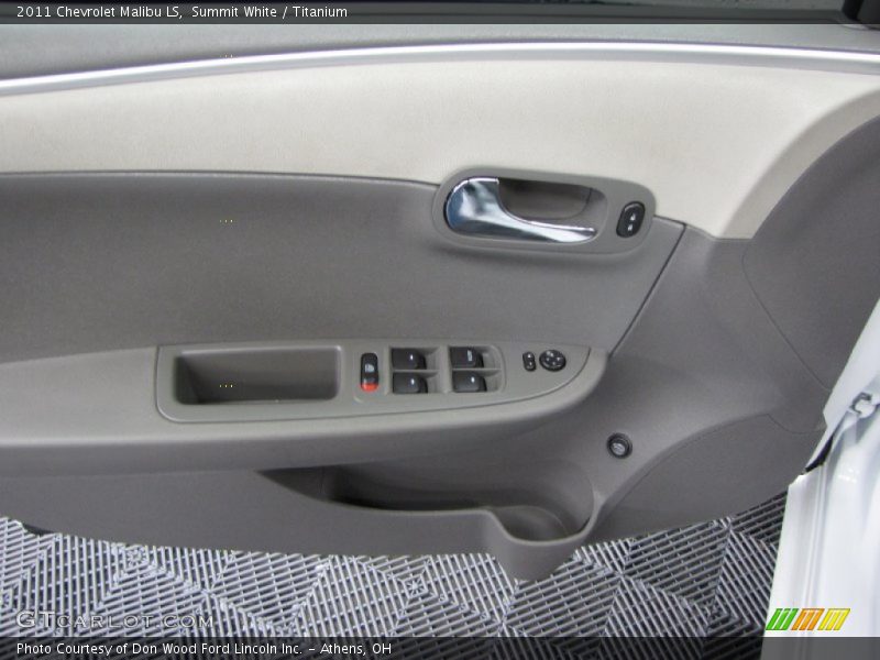 Summit White / Titanium 2011 Chevrolet Malibu LS