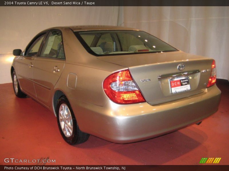 Desert Sand Mica / Taupe 2004 Toyota Camry LE V6