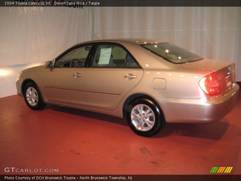 Desert Sand Mica / Taupe 2004 Toyota Camry LE V6