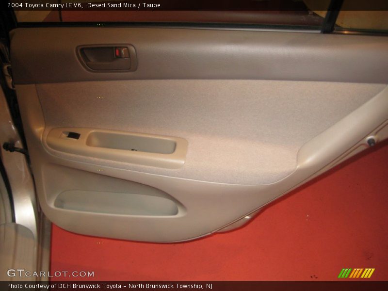 Desert Sand Mica / Taupe 2004 Toyota Camry LE V6