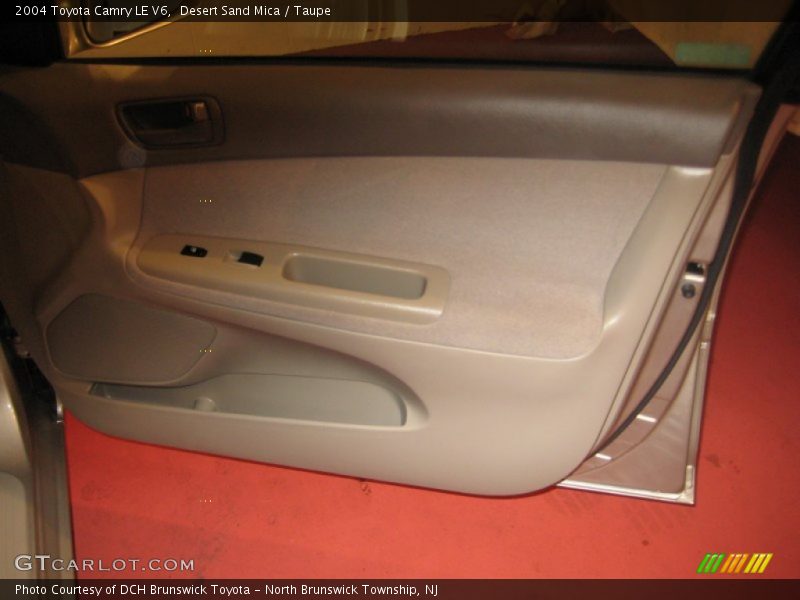 Desert Sand Mica / Taupe 2004 Toyota Camry LE V6