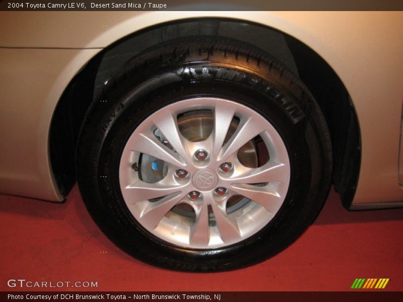 Desert Sand Mica / Taupe 2004 Toyota Camry LE V6