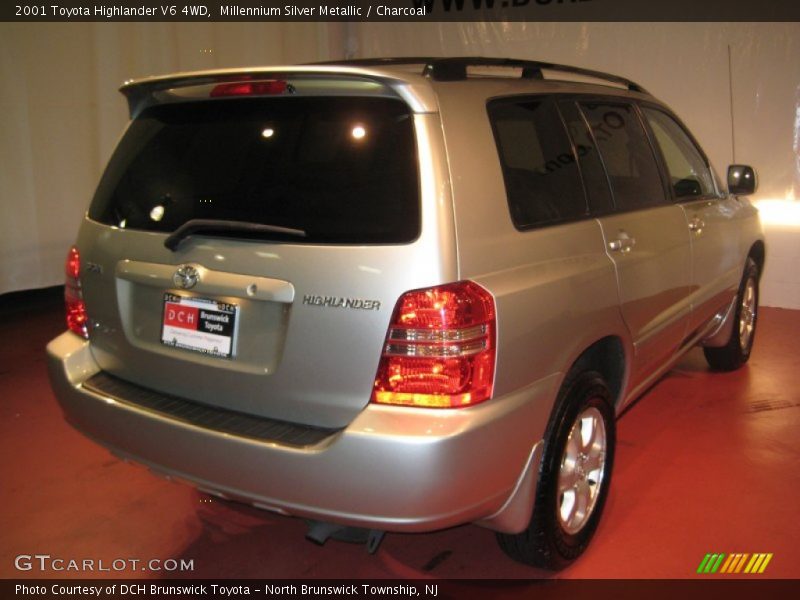Millennium Silver Metallic / Charcoal 2001 Toyota Highlander V6 4WD