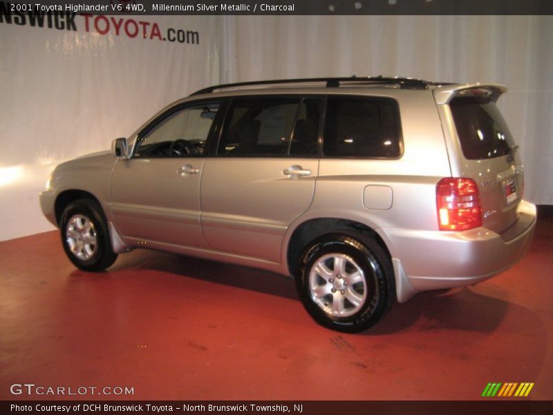 Millennium Silver Metallic / Charcoal 2001 Toyota Highlander V6 4WD