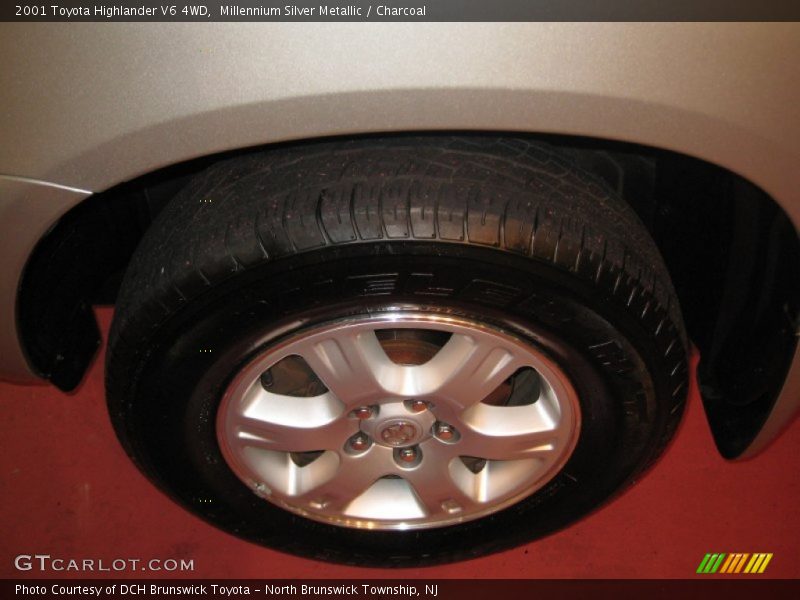 Millennium Silver Metallic / Charcoal 2001 Toyota Highlander V6 4WD