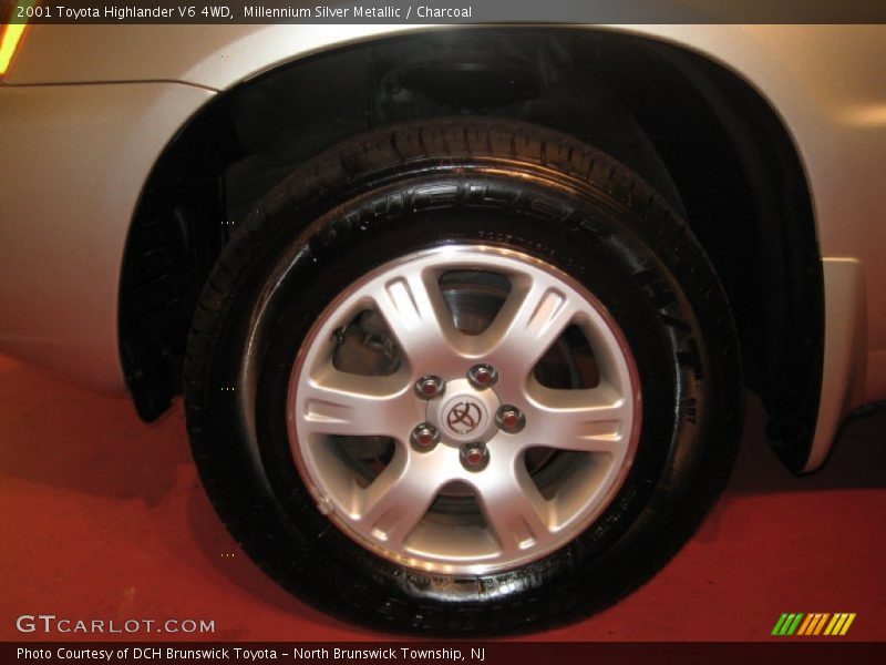Millennium Silver Metallic / Charcoal 2001 Toyota Highlander V6 4WD