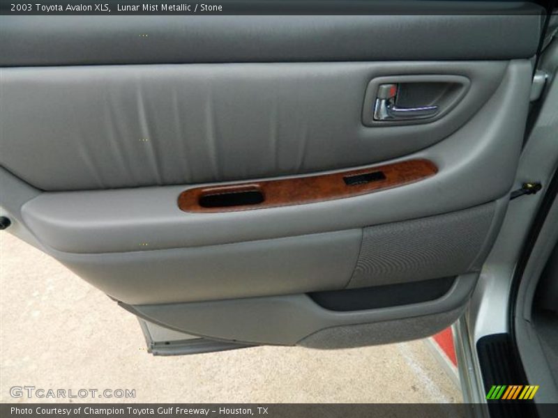 Lunar Mist Metallic / Stone 2003 Toyota Avalon XLS