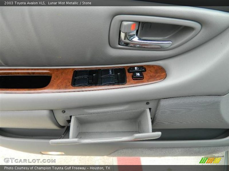 Lunar Mist Metallic / Stone 2003 Toyota Avalon XLS