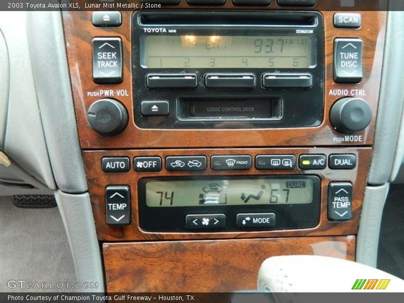 Controls of 2003 Avalon XLS