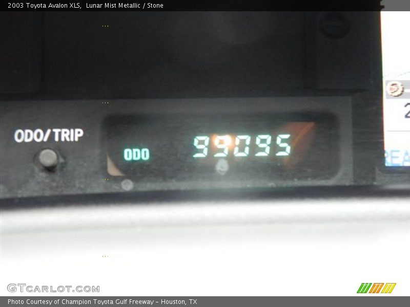 Lunar Mist Metallic / Stone 2003 Toyota Avalon XLS