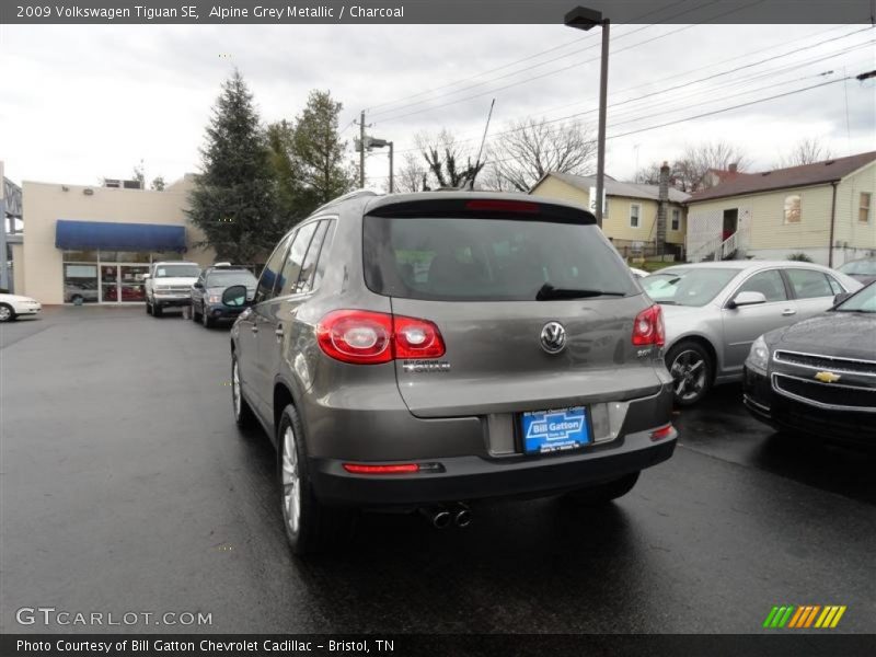 Alpine Grey Metallic / Charcoal 2009 Volkswagen Tiguan SE