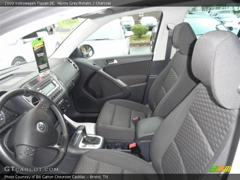 Alpine Grey Metallic / Charcoal 2009 Volkswagen Tiguan SE