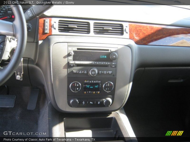Quicksilver Metallic / Ebony 2012 GMC Yukon SLT