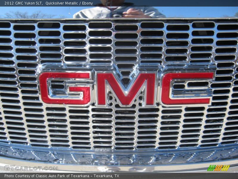 Quicksilver Metallic / Ebony 2012 GMC Yukon SLT