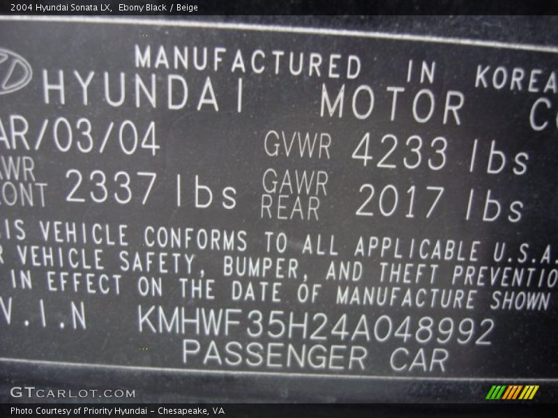 Ebony Black / Beige 2004 Hyundai Sonata LX