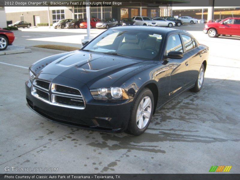 Blackberry Pearl / Black/Light Frost Beige 2012 Dodge Charger SE