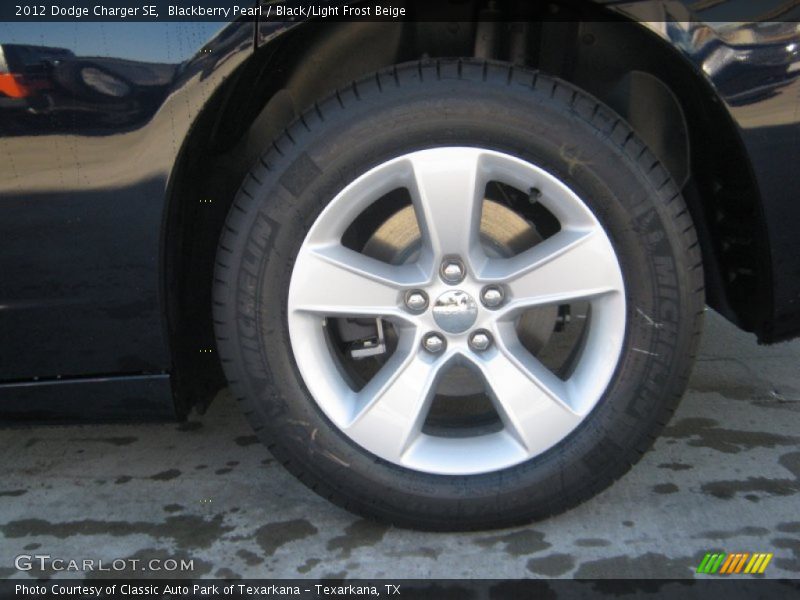 Blackberry Pearl / Black/Light Frost Beige 2012 Dodge Charger SE