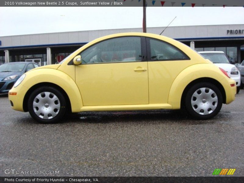 Sunflower Yellow / Black 2010 Volkswagen New Beetle 2.5 Coupe