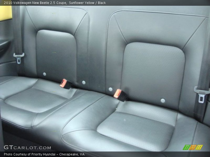 Sunflower Yellow / Black 2010 Volkswagen New Beetle 2.5 Coupe