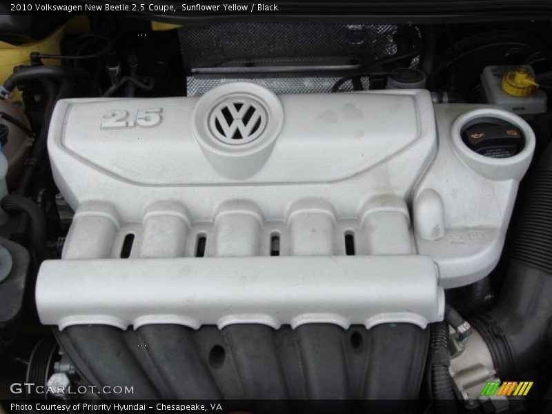 Sunflower Yellow / Black 2010 Volkswagen New Beetle 2.5 Coupe