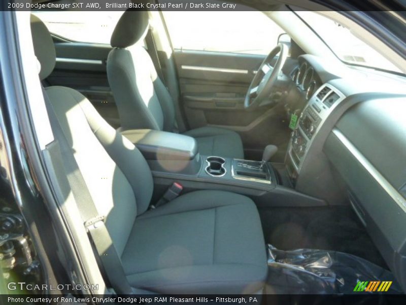 Brilliant Black Crystal Pearl / Dark Slate Gray 2009 Dodge Charger SXT AWD