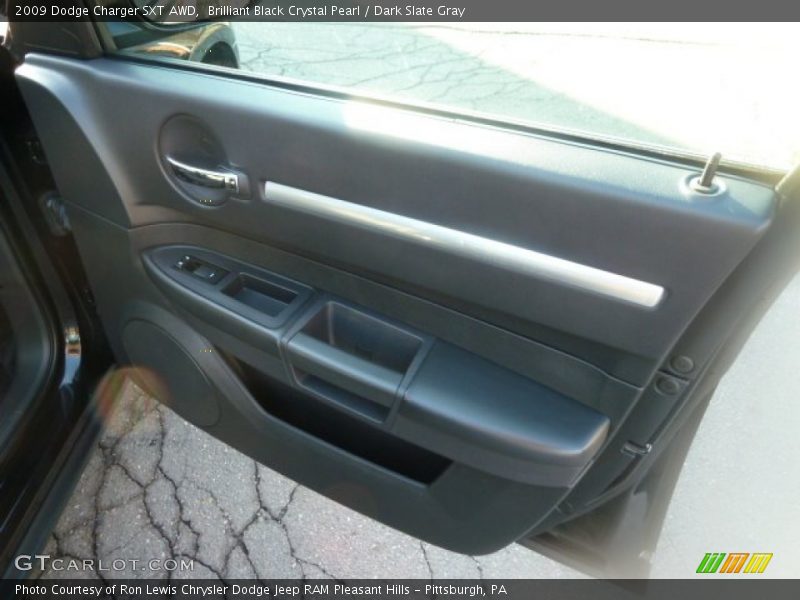 Brilliant Black Crystal Pearl / Dark Slate Gray 2009 Dodge Charger SXT AWD