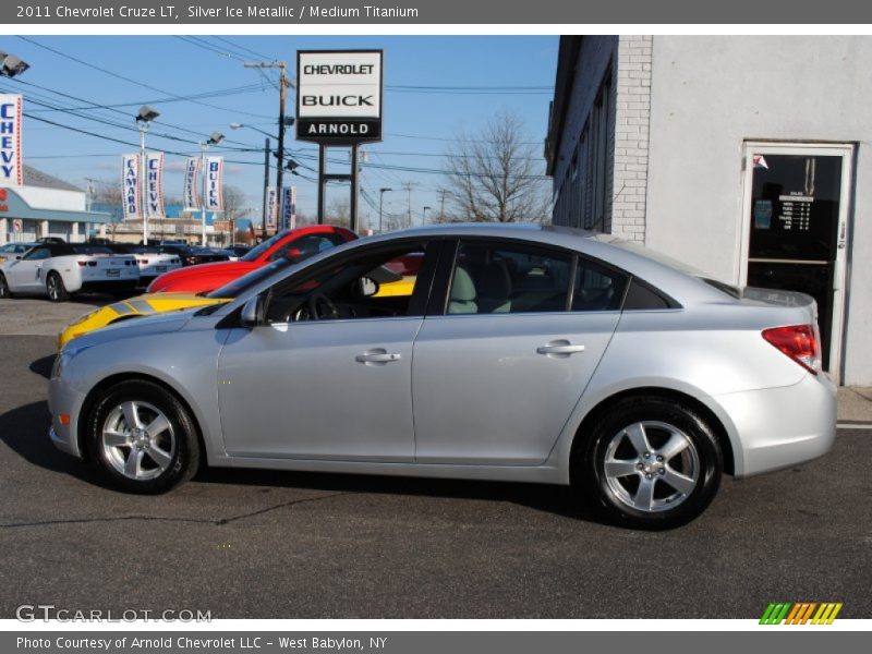 Silver Ice Metallic / Medium Titanium 2011 Chevrolet Cruze LT