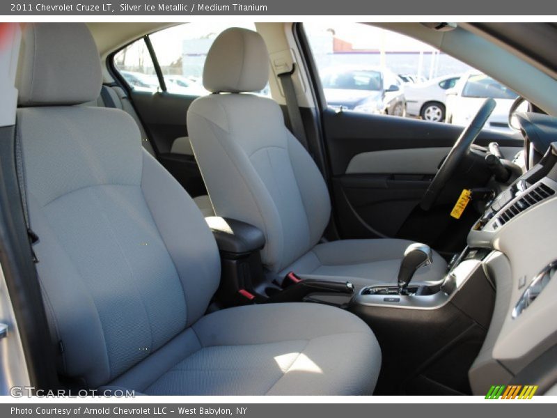 Silver Ice Metallic / Medium Titanium 2011 Chevrolet Cruze LT