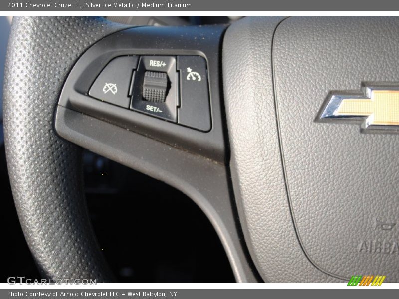 Silver Ice Metallic / Medium Titanium 2011 Chevrolet Cruze LT