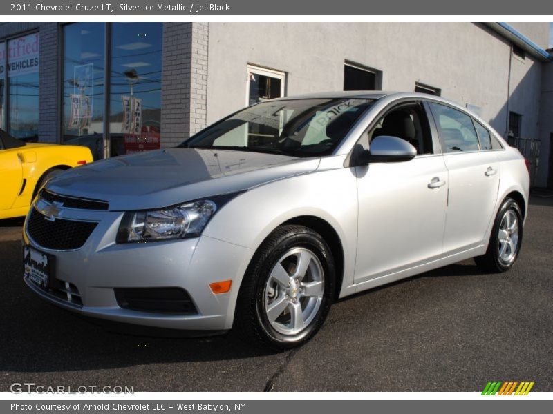 Silver Ice Metallic / Jet Black 2011 Chevrolet Cruze LT