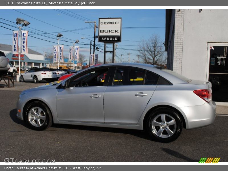 Silver Ice Metallic / Jet Black 2011 Chevrolet Cruze LT