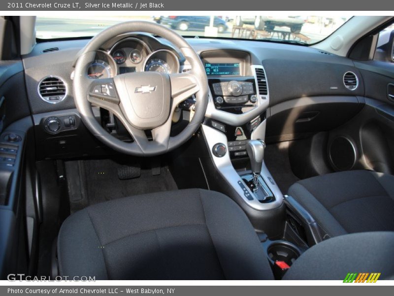 Silver Ice Metallic / Jet Black 2011 Chevrolet Cruze LT