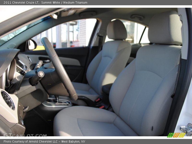 Summit White / Medium Titanium 2011 Chevrolet Cruze LT