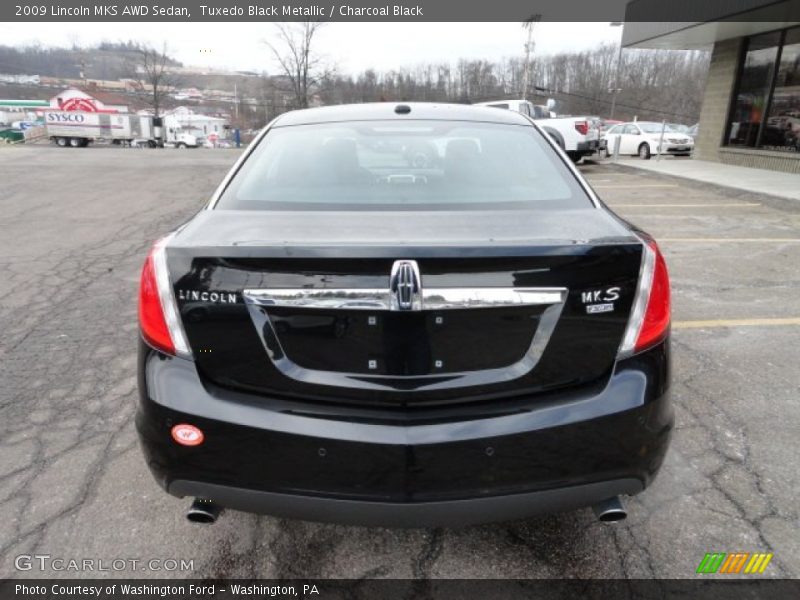 Tuxedo Black Metallic / Charcoal Black 2009 Lincoln MKS AWD Sedan