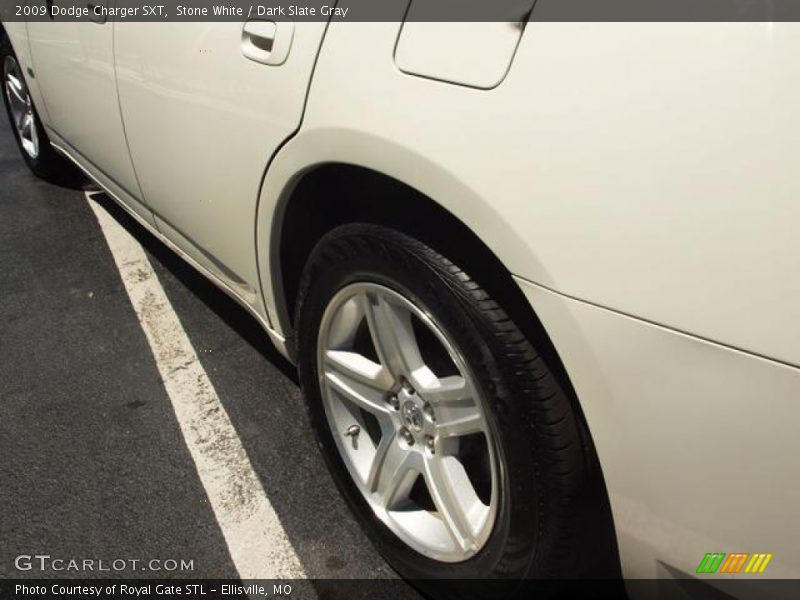 Stone White / Dark Slate Gray 2009 Dodge Charger SXT