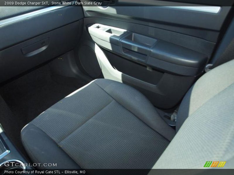 Stone White / Dark Slate Gray 2009 Dodge Charger SXT