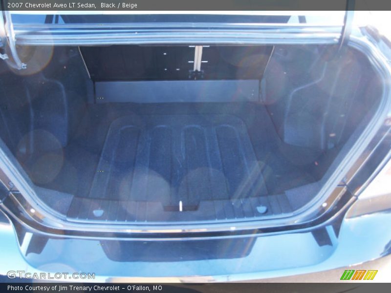 Black / Beige 2007 Chevrolet Aveo LT Sedan