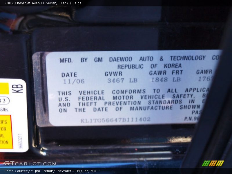 Black / Beige 2007 Chevrolet Aveo LT Sedan