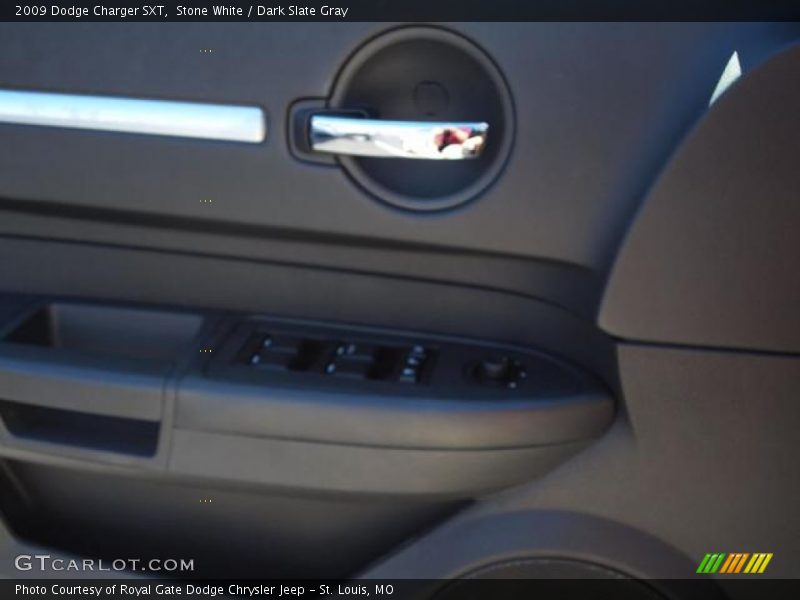 Stone White / Dark Slate Gray 2009 Dodge Charger SXT