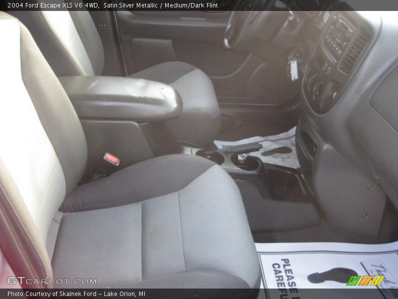 Satin Silver Metallic / Medium/Dark Flint 2004 Ford Escape XLS V6 4WD
