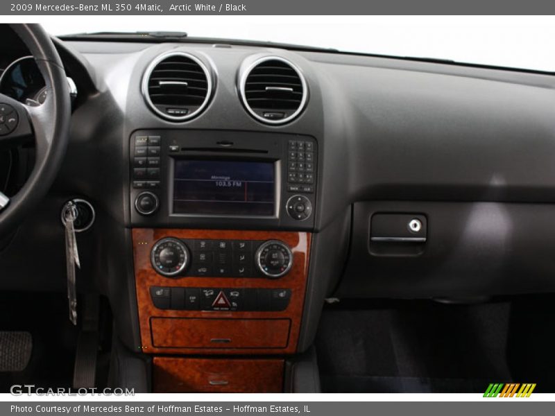 Arctic White / Black 2009 Mercedes-Benz ML 350 4Matic